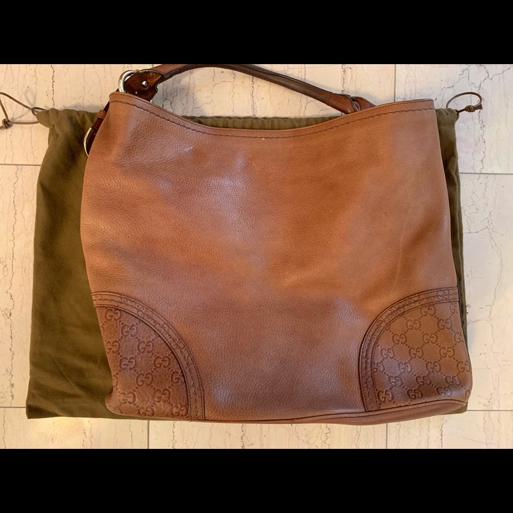Gucci purse!